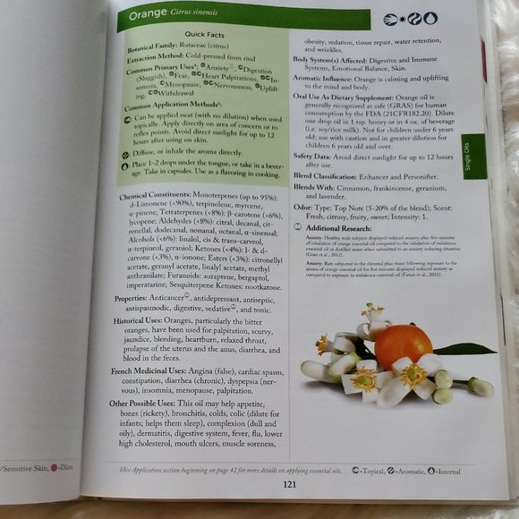 Modern Essentials:Contemporary Guide To Therapeutic Use Of Essential Oils 6th Ed - Picture 7 of 8